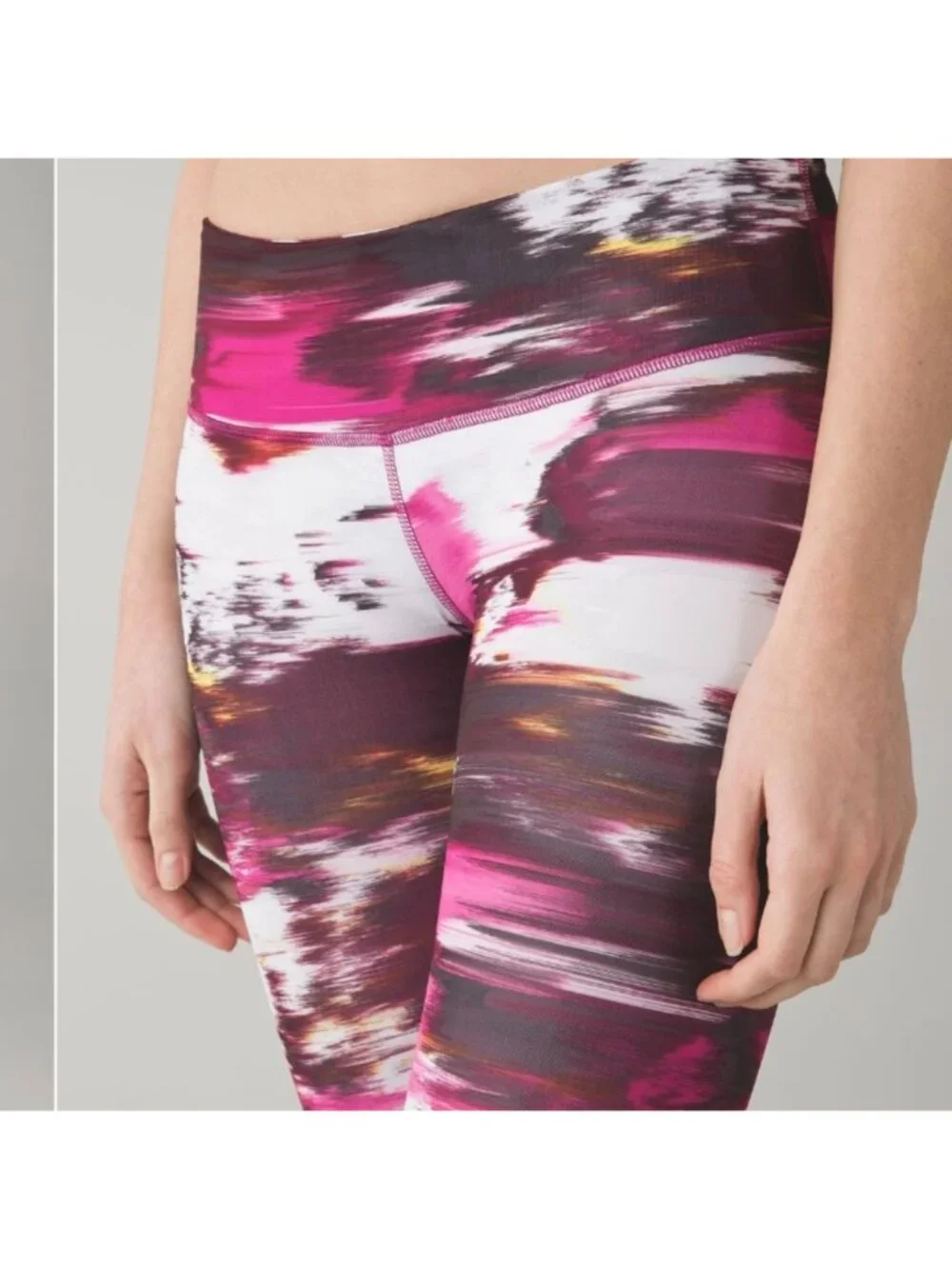 Lululemon Wunder Under Pant III Full-On Luxtreme Pigment Wind Berry Rumble Multi